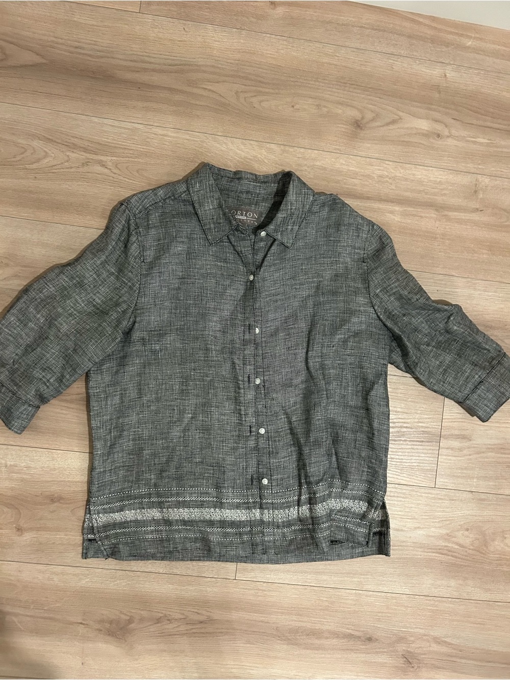 Norton McNaughton Gray Button-Up Linen Blend Blouse